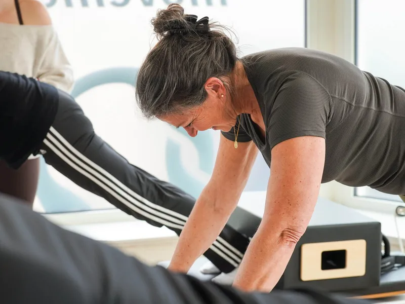Reformer Pilates personal training bij Moov Pilates